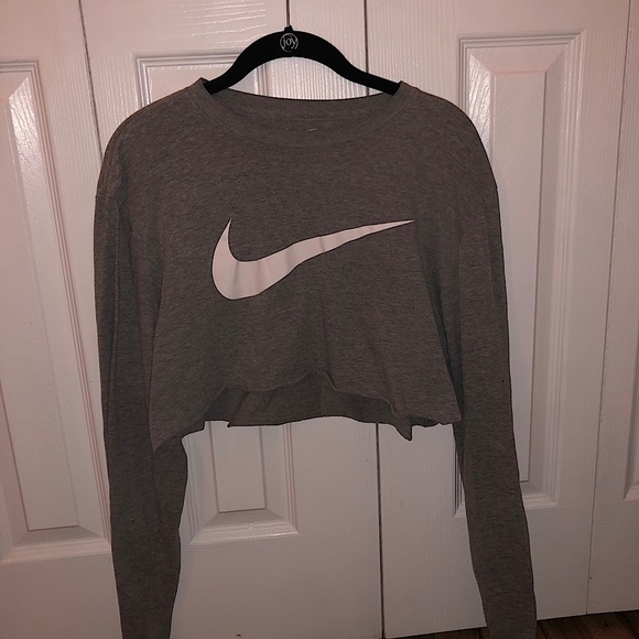 NIKE Crop Top - Picture 1 of 1